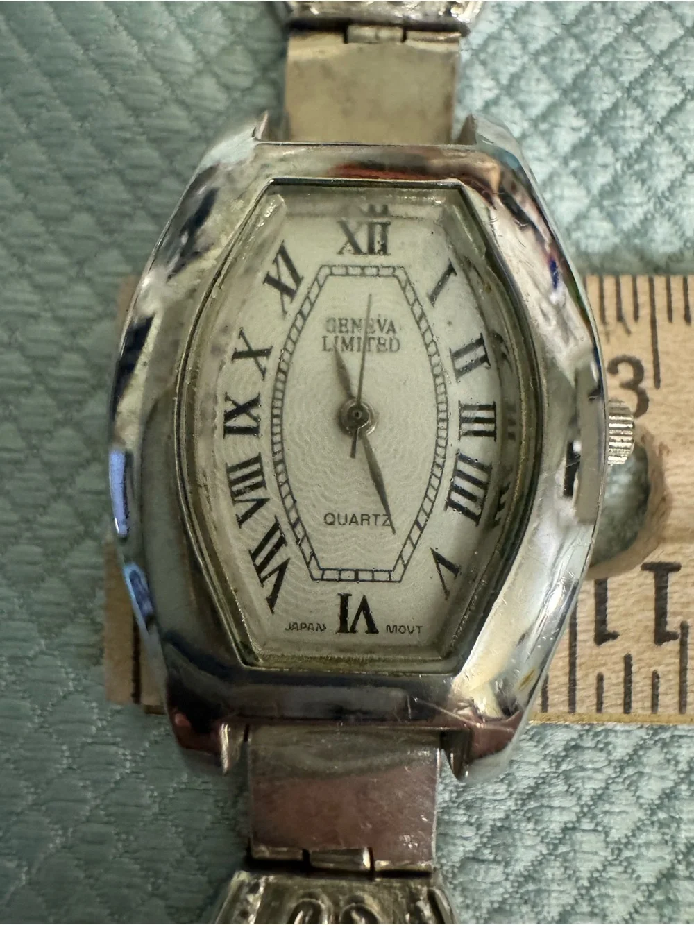 Geneva classic wristwatch